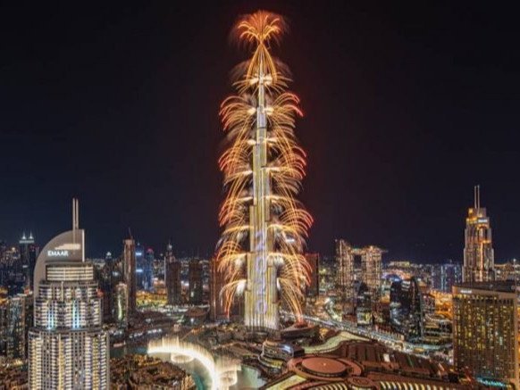ВИДЕО: Дубайн шинэ жилийн шоуг 2 тэрбум гаруй хүн үзэж, сонирхжээ