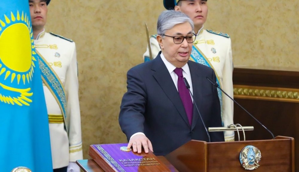 Шинэ ерөнхийлөгч Касым-Жомарт Токаев тангаргаа өргөжээ