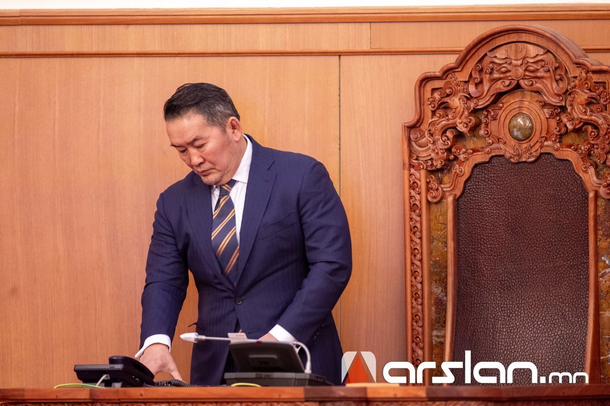 Монгол Улсын Ерөнхийлөгч Х.Баттулга Шүүхийн тухай багц хуулиудаа татан авч буйгаа мэдэгдлээ
