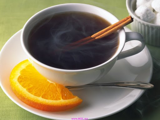 ЗӨВЛӨГӨӨ: Өдөрт 8-10 аяга халуун бүлээн ус, цай уугаарай