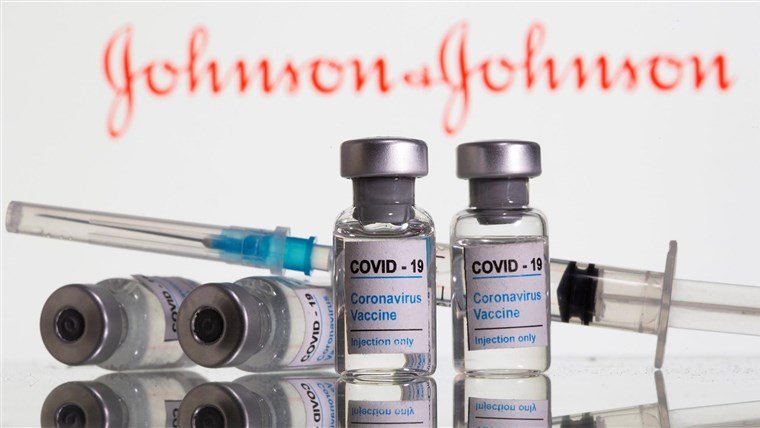 Хүн нас барсны дараа  АНУ-д “Johnson & Johnson”-ы вакцины хэрэглээг түр зогсоолоо