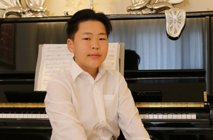 Алдарт “Карнеги холл”-ын тайзнаа тоглох 12 настай Монгол хүү
