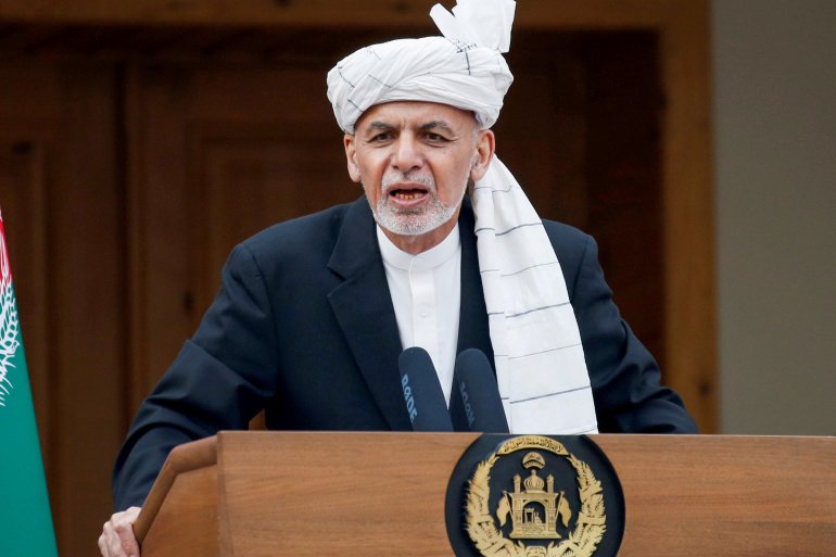 Афганистаны ерөнхийлөгч Ашраф Гани дөрвөн машин дүүрэн мөнгөтэй Кабулаас зугтжээ