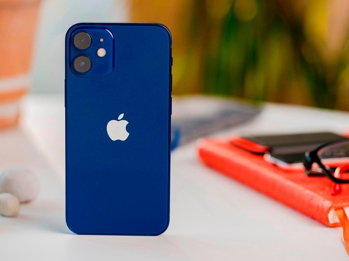 “Apple” компани “iPhone 12 Mini” утасны үйлдвэрлэлийг зогсоожээ