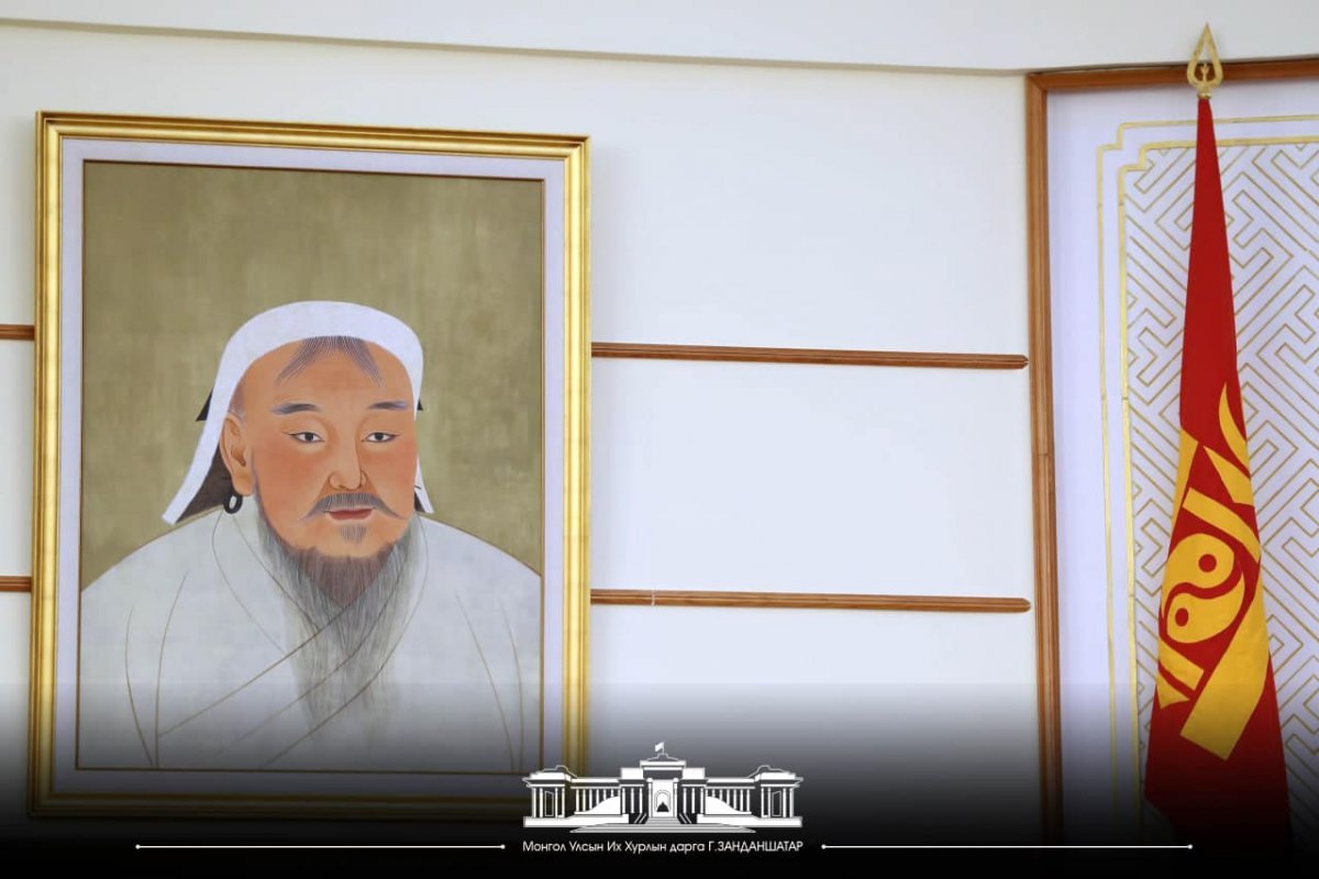 “Монгол бахархлын өдөр”-ийг “Чингис хаан” одон гардуулж, Хүндэтгэлийн чуулган хуралдуулж тэмдэглэн өнгөрүүлнэ