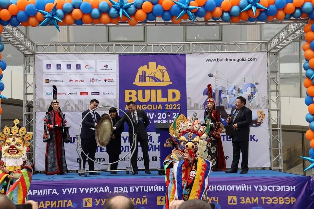 Бүтээн байгуулалтын салбаруудыг нэгтгэсэн “BUILD MONGOLIA 2022“ олон улсын үзэсгэлэн НЭЭЛТЭЭ хийлээ