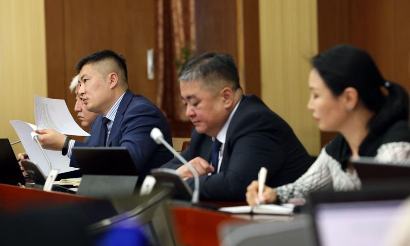 “Эрдэнэс Монгол“-ын төрийн мэдлийн хувьцааны ногдол ашигаар Хөгжлийн банкны зээлийг ЭРГЭН ТӨЛҮҮЛНЭ
