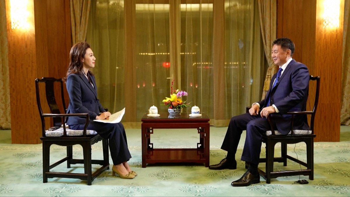 Ерөнхийлөгч У.Хүрэлсүх Хятадын төв телевизэд өгсөн ярилцлагадаа юу ярив