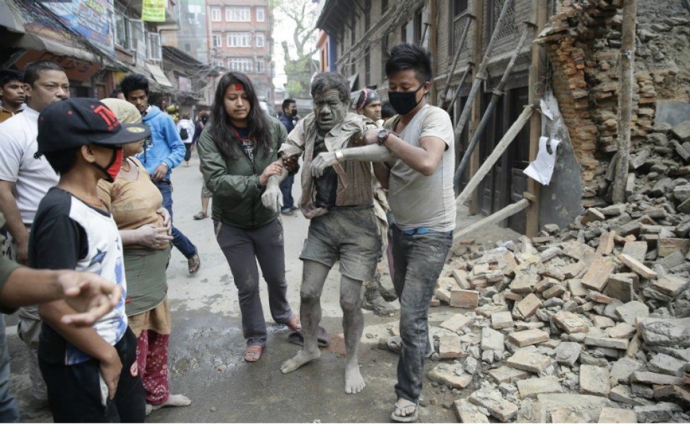 Балбад газар хөдөлж 157 иргэн нас барж, 300 гаруй хүн шархаджээ
