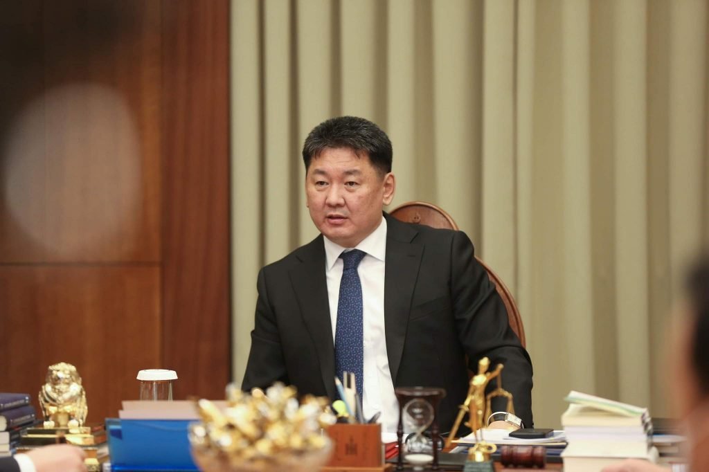 Ерөнхийлөгч Ханбогдын газрыг хятадуудад эзэмшүүлсэн асуудлыг шуурхай шалгах үүргийг ЗГ-т өглөө