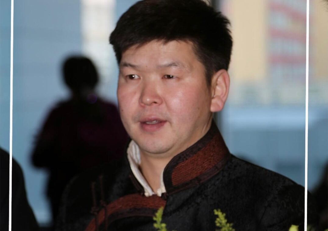 Монголын боксын холбооны ЕНБ-ийн даргаар Хөдөлмөрийн баатар П.Сэрдамбыг сонгожээ
