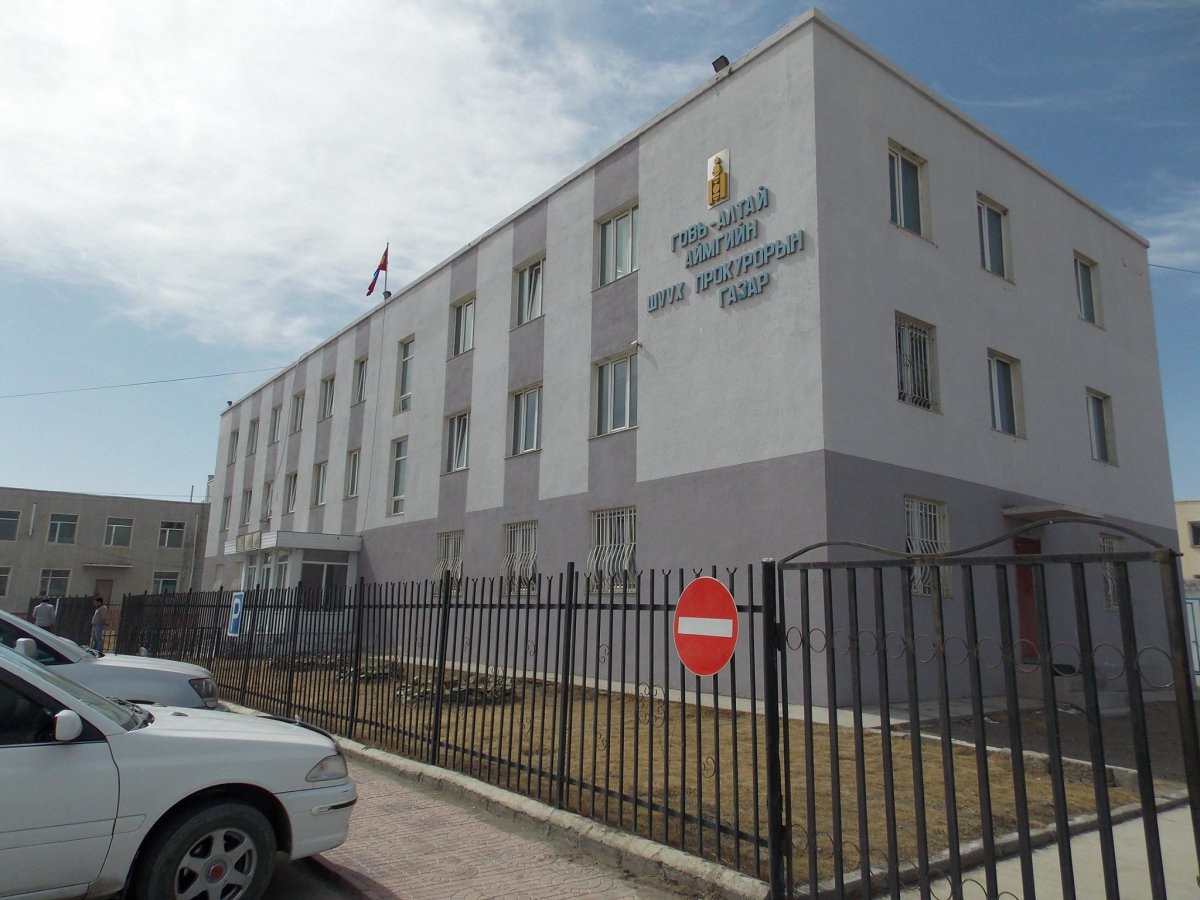 “Говь-Алтай аймгийн прокурорт 15 биш 17 настай охины гомдол ирсэн“