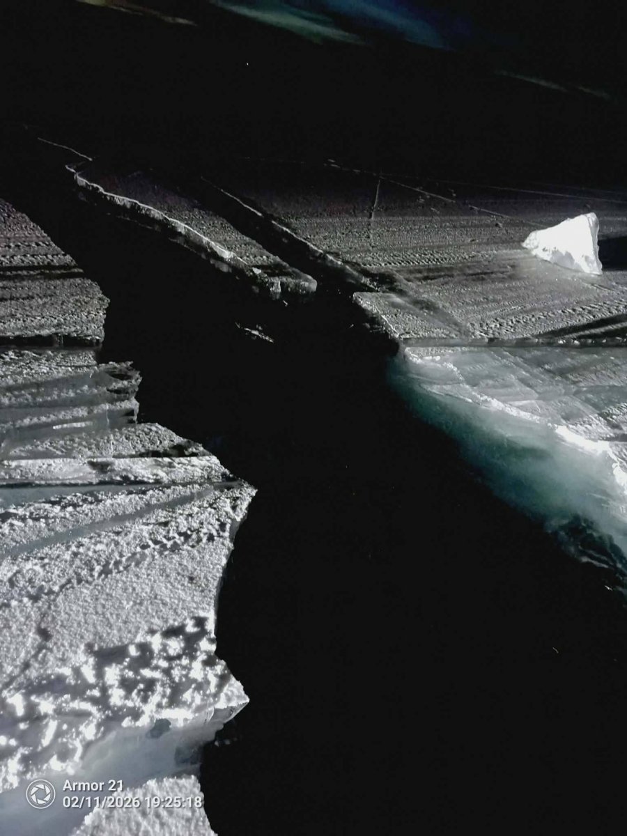 ШУУРХАЙ: Хөвсгөл нууранд үүссэн хар хил рүү долоон хүнтэй машин орж, 2 иргэн живсэн  харамсалтай хэрэг гарчээ