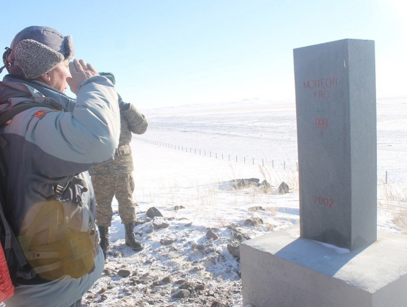 Монгол Улсын хилийг зөвшөөрөлгүйгээр нэвтэрч, хууль бус ан хийх гэж байсан дөрвөн иргэнийг илрүүлжээ