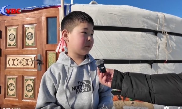 Увс аймгийн Баруунтуруун суманд 7 настай хүү 2 настай, 6 сартай хоёр дүүгээ галаас аварчээ