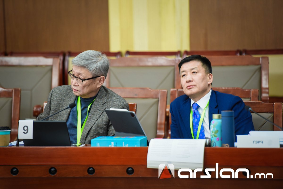 ФОТО: Оюу толгойн сонсголын гурав дахь өдөр