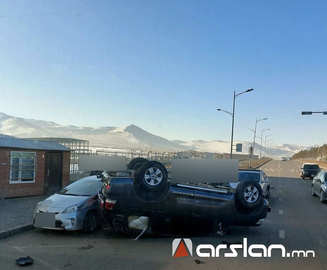 Автомашинтайгаа онхолдсон согтуу жолоочийг эсэн мэнд гаргажээ