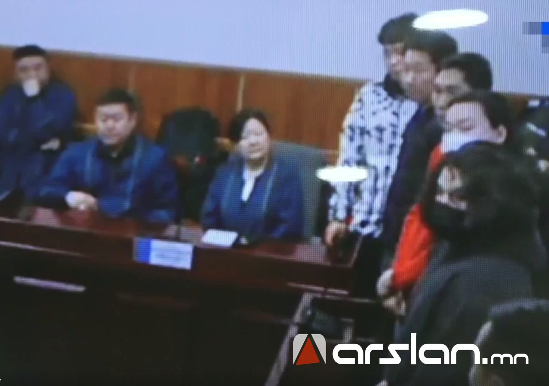 Дуулиант хэргийн эзэд Б.Амарсайхан, Э.Тэмүүлэн нарын хэргийн шүүх хурлыг нэгдүгээр сарын 29 хүртэл хойшлуулжээ