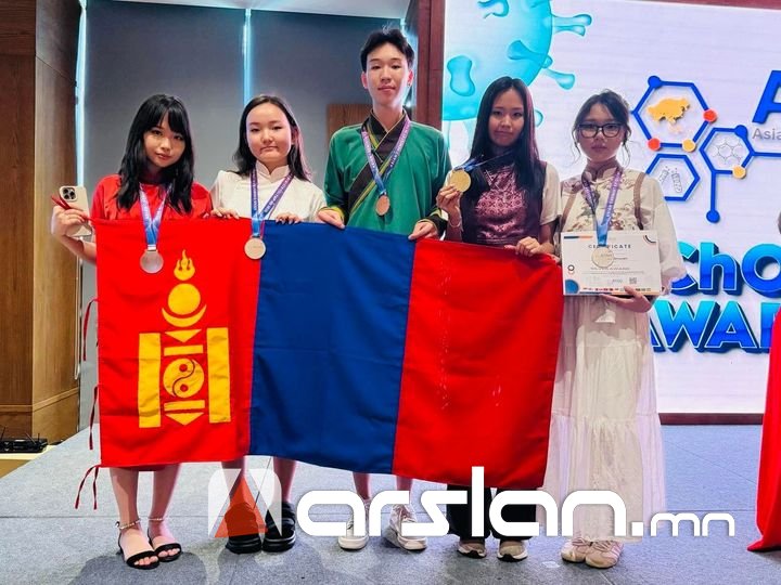 Азийн химийн олимпиадаас Монголын сурагчид таван медаль хүртлээ