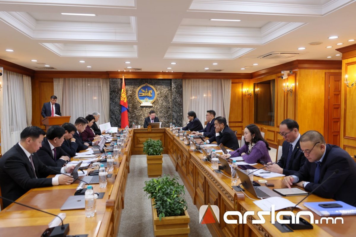 Бор тээгийн ордын хөрөнгө оруулагчийг тодруулах сонгон шалгаруулалтын талаар мэдээлэл сонсоно