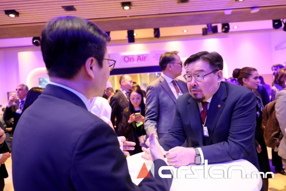 Давос хотноо болж буй Дэлхийн эдийн засгийн чуулганд Ерөнхий сайд оролцож байна