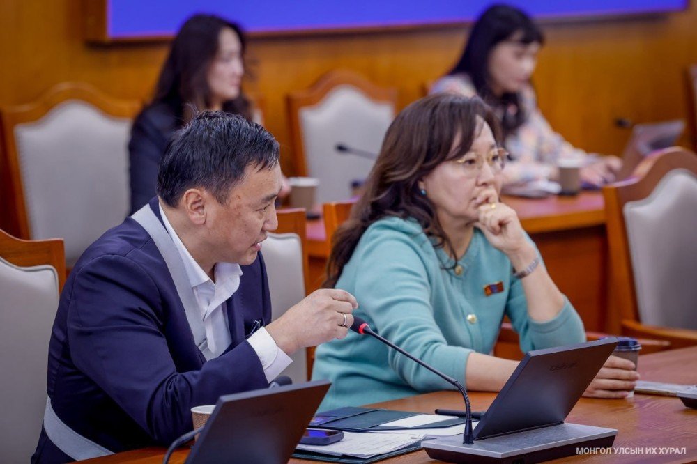 Ж.Чинбүрэн сайд УИХ-ын гишүүн Д.Ганмаагаас уучлал хүсэж буйгаа албан бичгээр явуулна