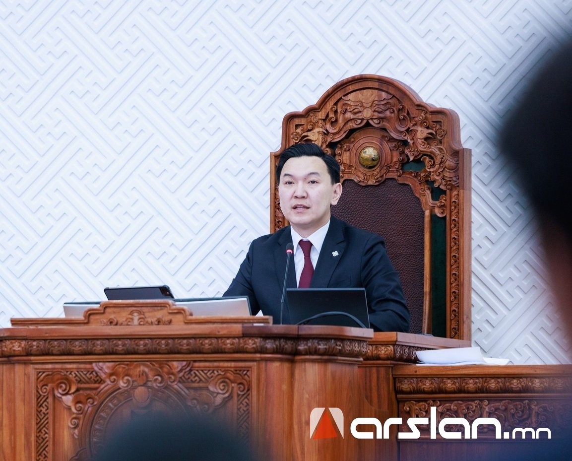 Н.Учрал: Дээр байдаг хаалтыг авчихсан, одоо дээрээс бичлэг хийж гишүүдийн “candy crush“ тоглож байгаа эсэхийг харах боломжтой