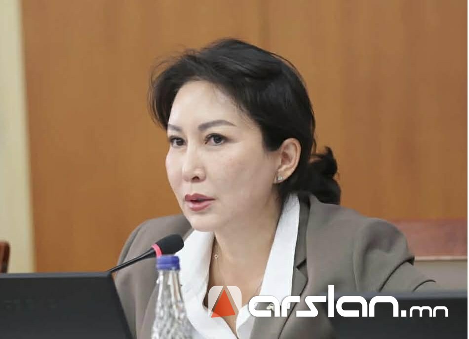 Б.Баярсайхан: Эцэг, эхчүүд хүүхдийнхээ хажууд “Хүүхэдгүй, гэр бүлгүй“ гэж яриад сошиал орчинд их хандалт авсан. Энэ бол...