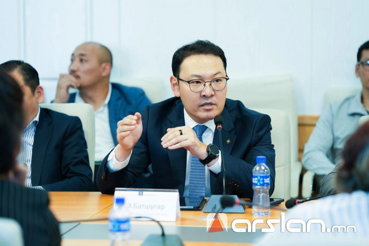 Э.Батшугар: Бүх багийн төвийг үүрэн холбооны сүлжээнд холбоно
