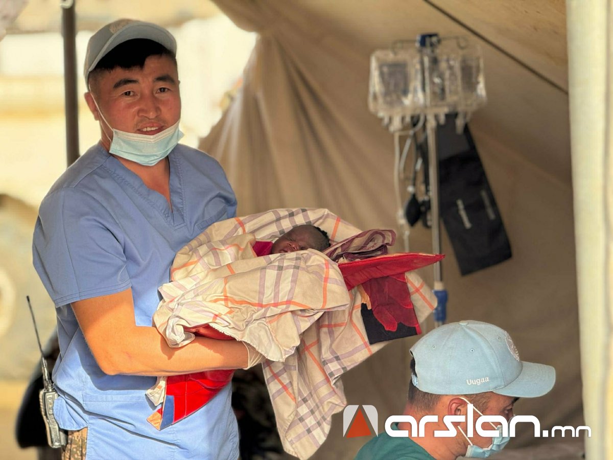 Монгол цэргүүд 1400 гаруй иргэнийг хамгаалалтад авч, эх нярайг эсэн мэнд амаржуулжээ