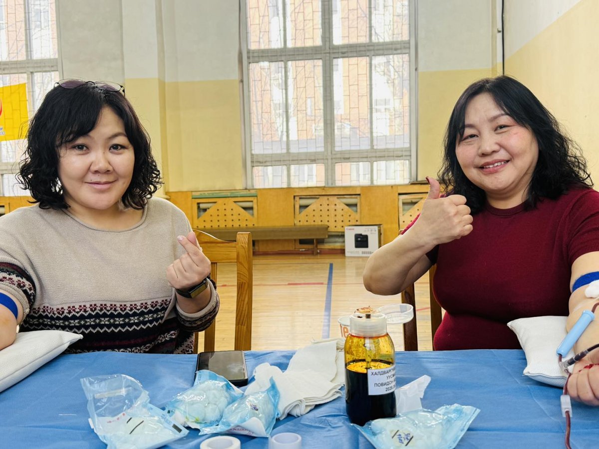 Улаанбаатар дулааны сүлжээ ТӨХК-ийн ажилтнууд цусаа хандивлалаа