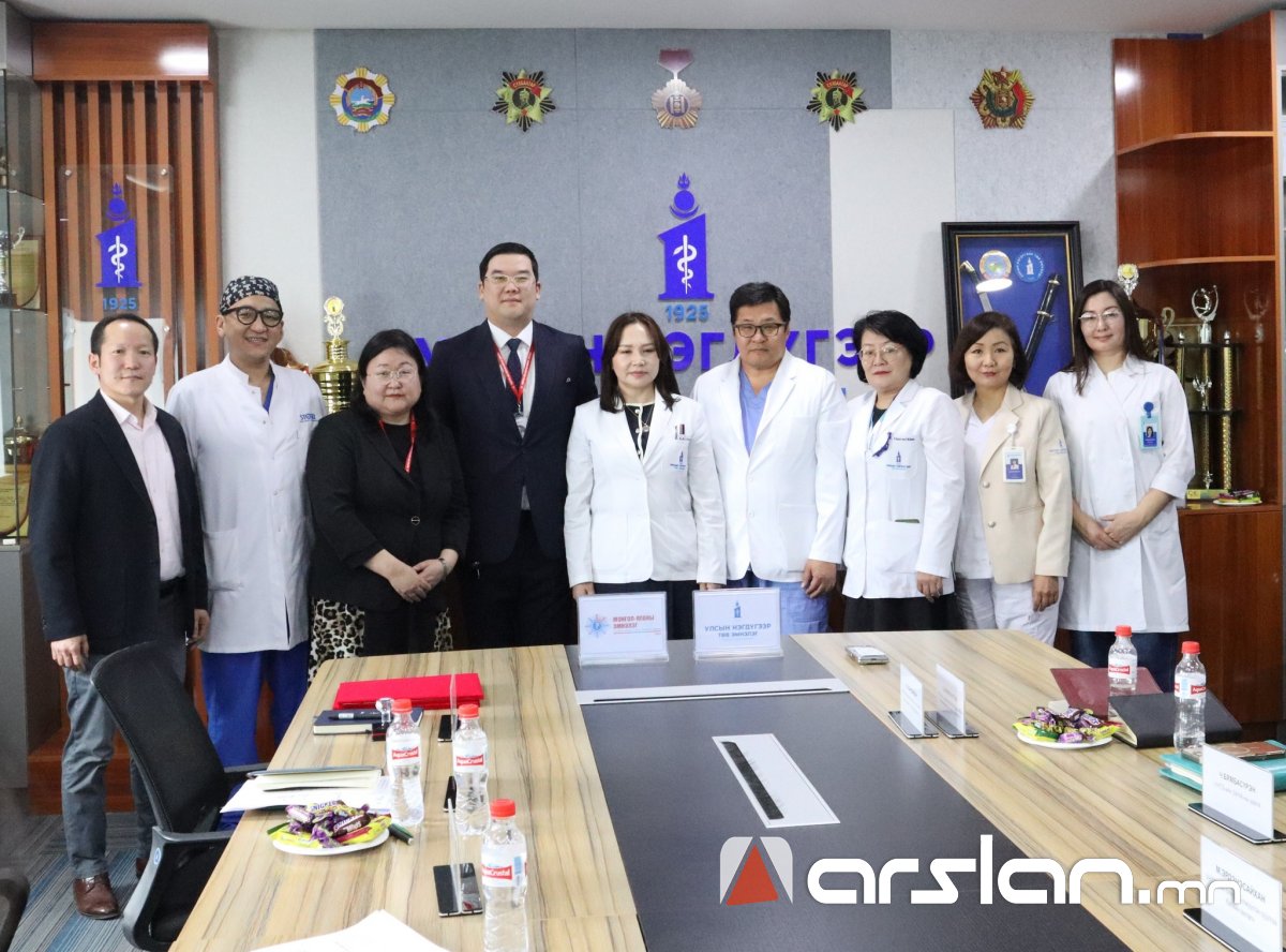 Нэгдүгээр эмнэлэг АШУҮИС-ийн Монгол-Японы эмнэлэгт БӨӨР ШИЛЖҮҮЛЭН СУУЛГАХ тусламж үйлчилгээг нэвтрүүлэхэд хамтран ажиллана