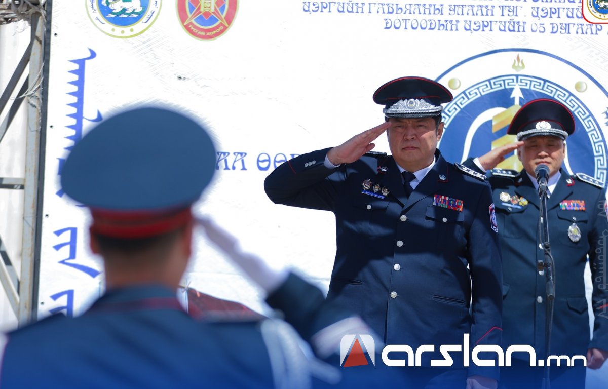 “Цагдаа“, “Цагдаа жолооч“, “Хамгаалалтын ажилтан“ МЭРГЭЖИЛ ОЛГОХ СУРГАЛТАД хамрагдсан цэргийн алба хаагчдын төгсөлтийн арга хэмжээ боллоо