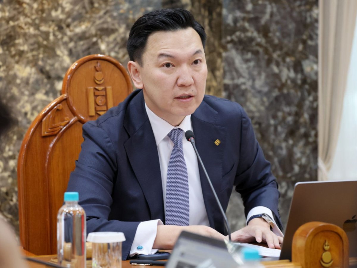 Н.Учрал: Эрүүл мэндийн салбарынхан 5-р сарын 1-нээс нэмэгдсэн цалингаасаа нэмэгдлээ тооцуулж авна