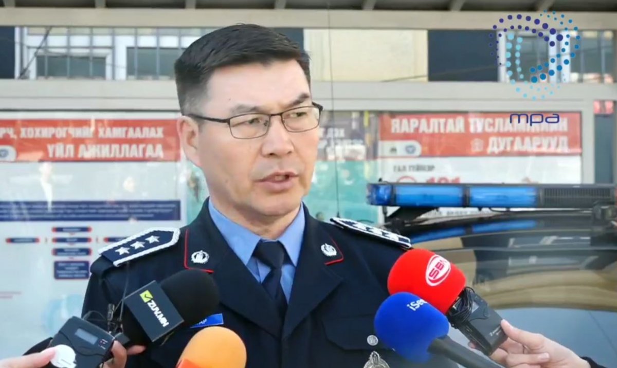 Цагдаагийн алба хаагчийн биед удаа дараа халдаж, тавьсан шаардлагыг биелүүлээгүй учраас резинэн сумтай буу ашигласан