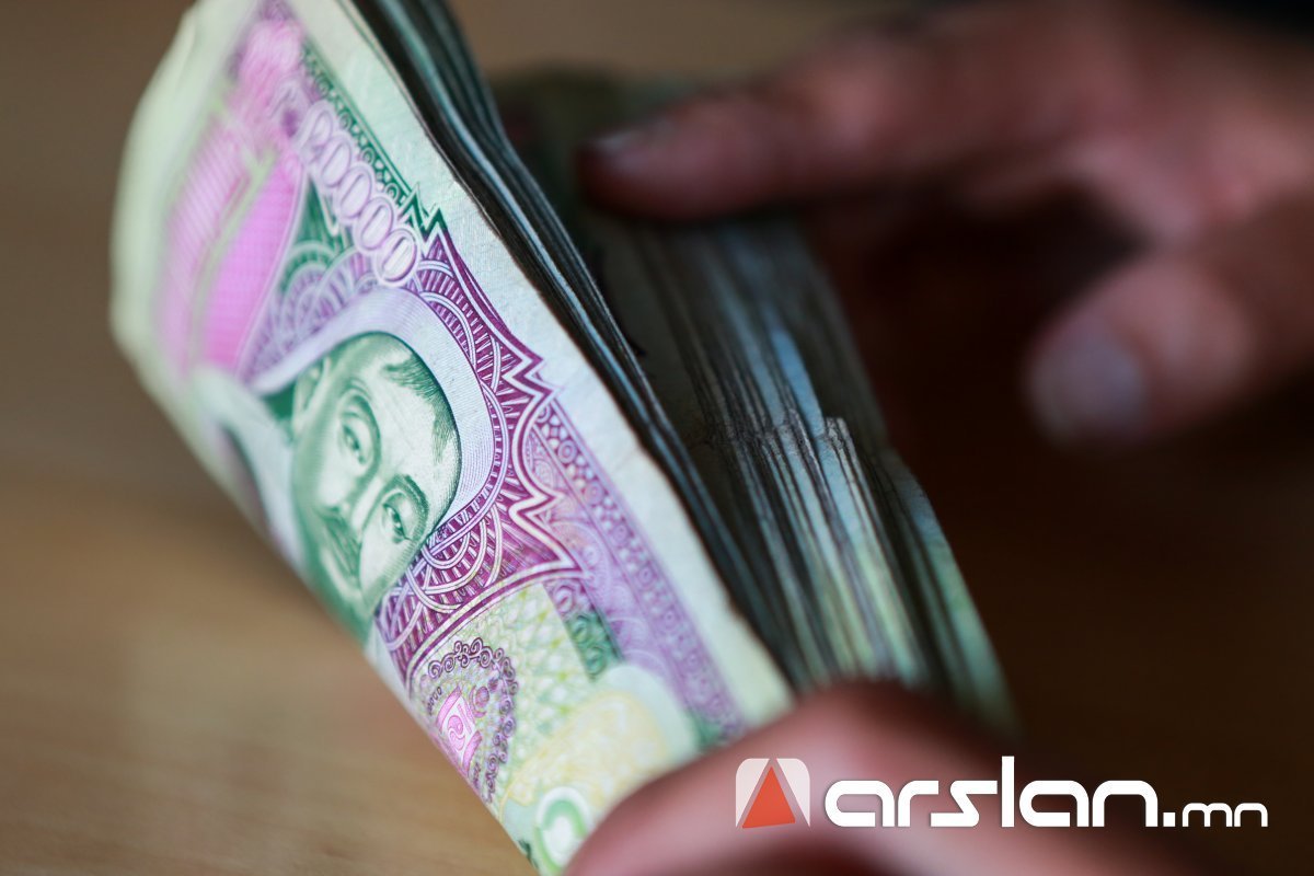 1072 хувьцааны ногдол ашиг болох  63,242 төгрөгийг энэ сарын 30-нд олгоно