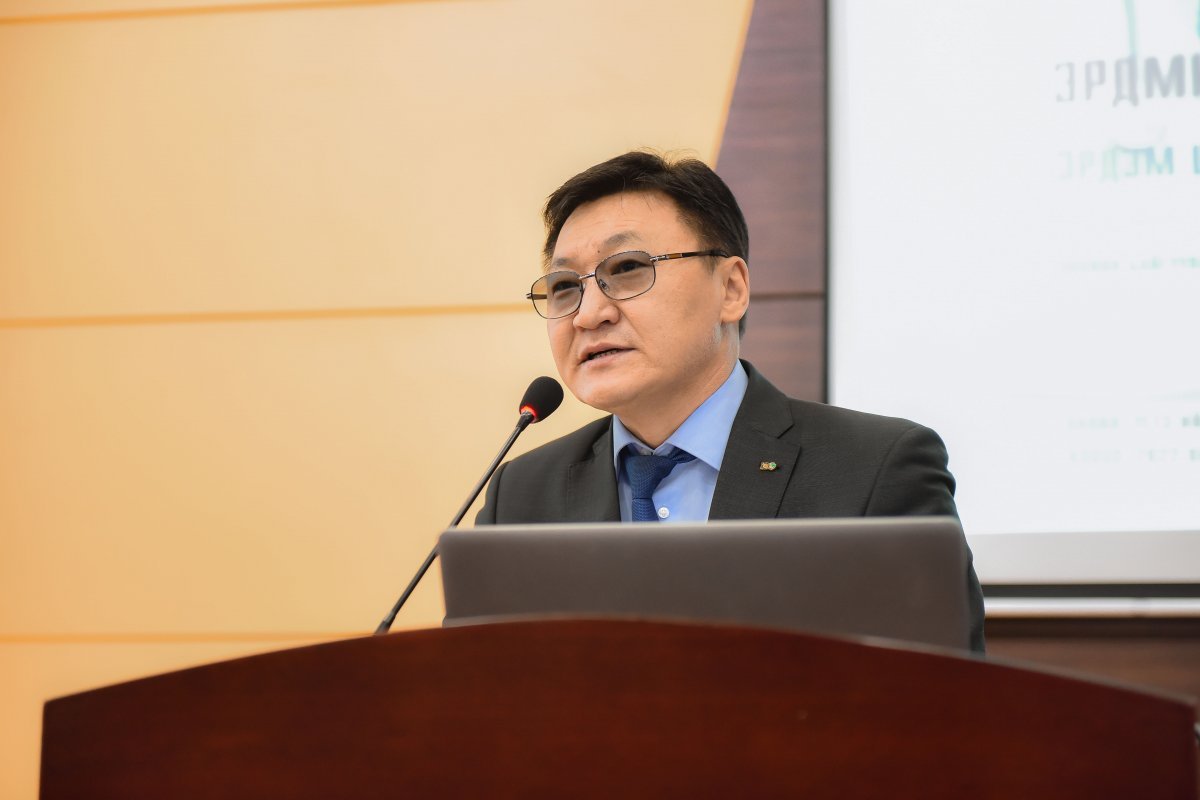 Ц.Төмөр-Очир: Сувилахуйн мэргэжил нь мэдлэг, ур чадвар, хариуцлага, ёс зүй, тэсвэр тэвчээрийг хослуулсан нийгмийн үнэт баялаг