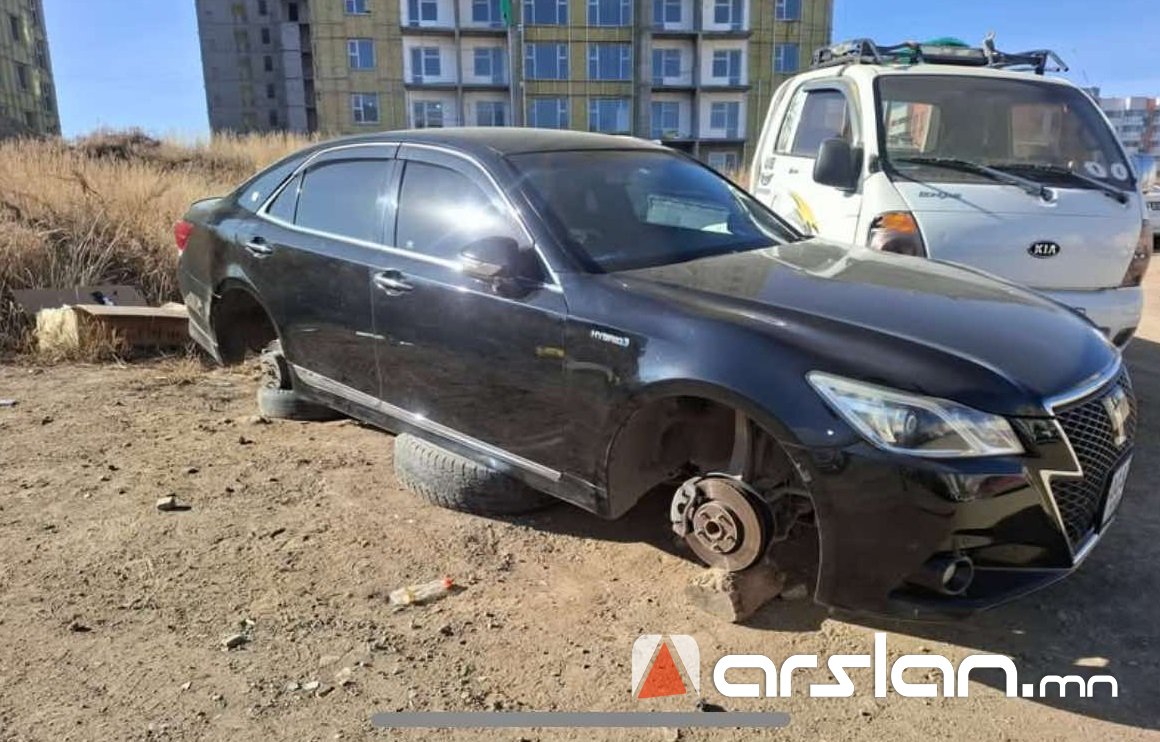 ХУД-ийн цагдаагийн II хэлтсийн албан хаагчид хулгайд алдсан автомашины дугуйг бүрэн бүтэн олжээ