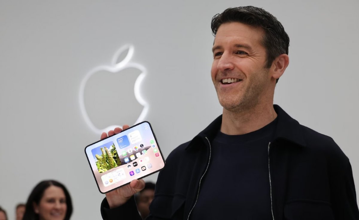 Apple компани 7.6 инчийн дэлгэцтэй, эвхэгддэг “iPhone Duo“-г танилцууллаа